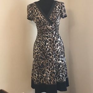 Sandra Darren leopard print dress size 6